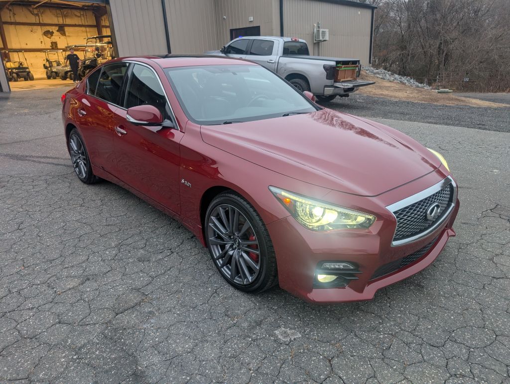 2017 INFINITI Q50 Red Sport's photo