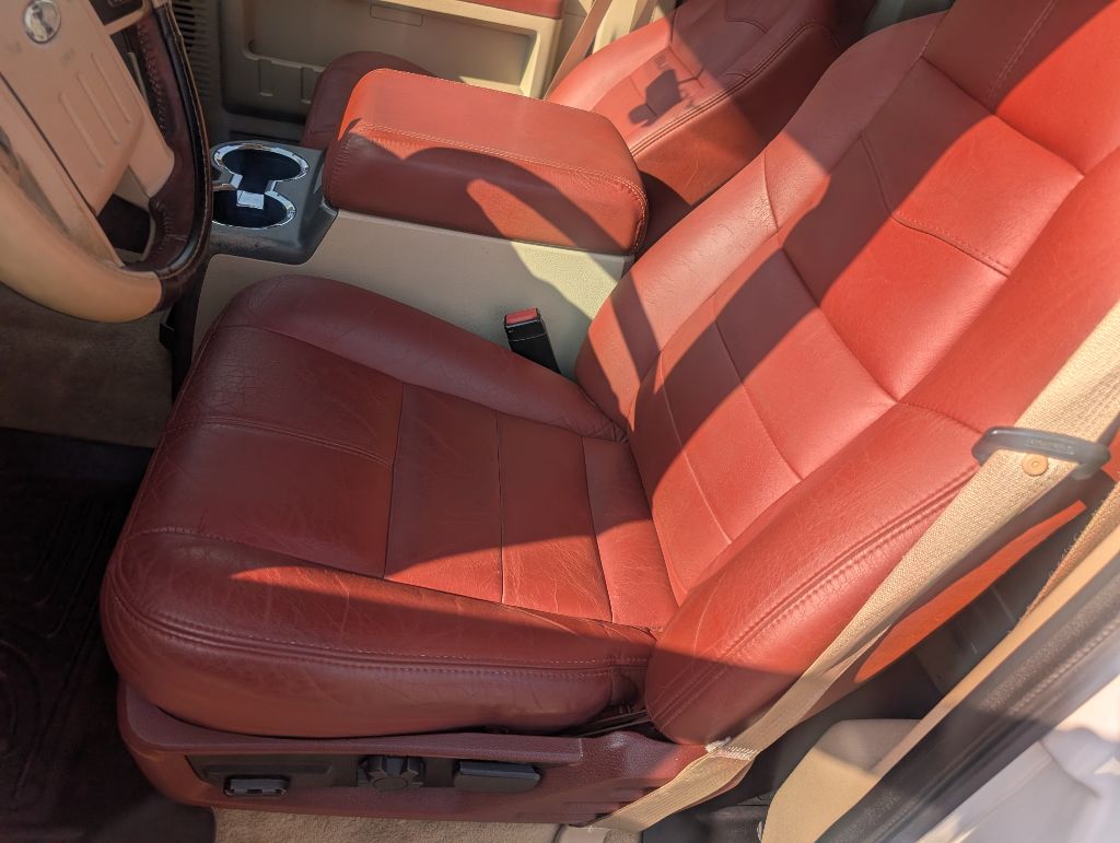 2008 Ford F-350 Super Duty Lariat - Photo 8